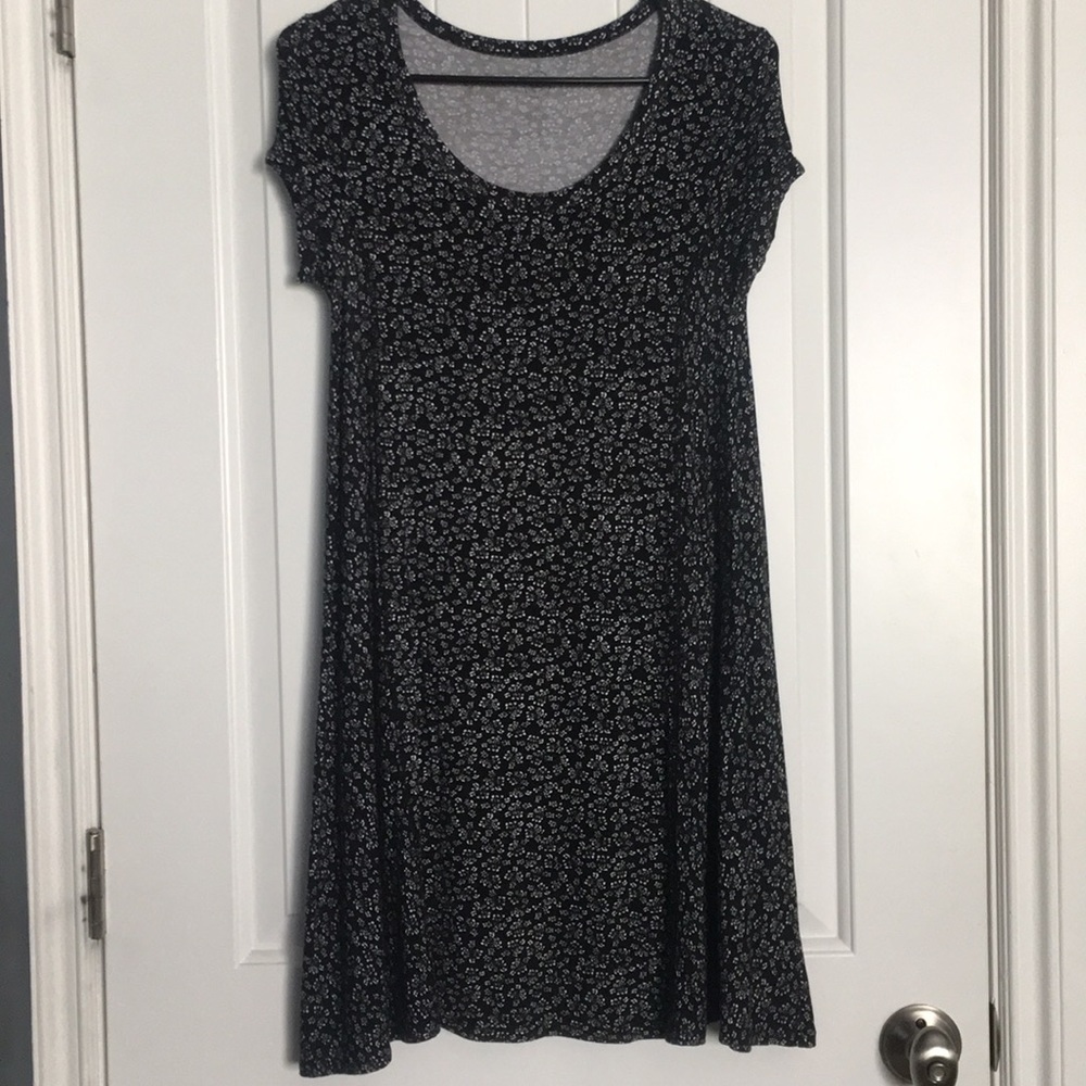 Black dress with white flowers